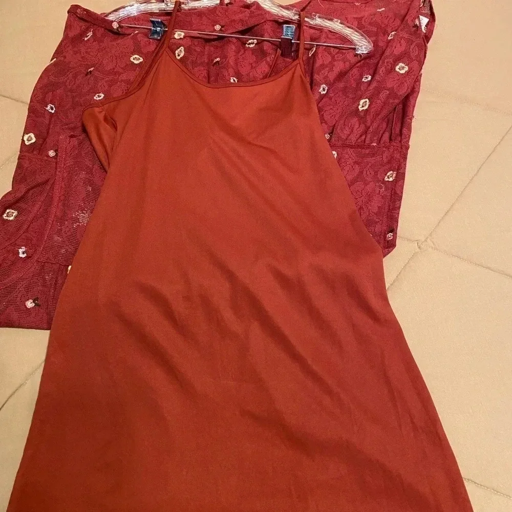 Francesca’s M mi ami Rust Sleeveless Lace Embroidered Tiered Doll Dress - Picture 6 of 10